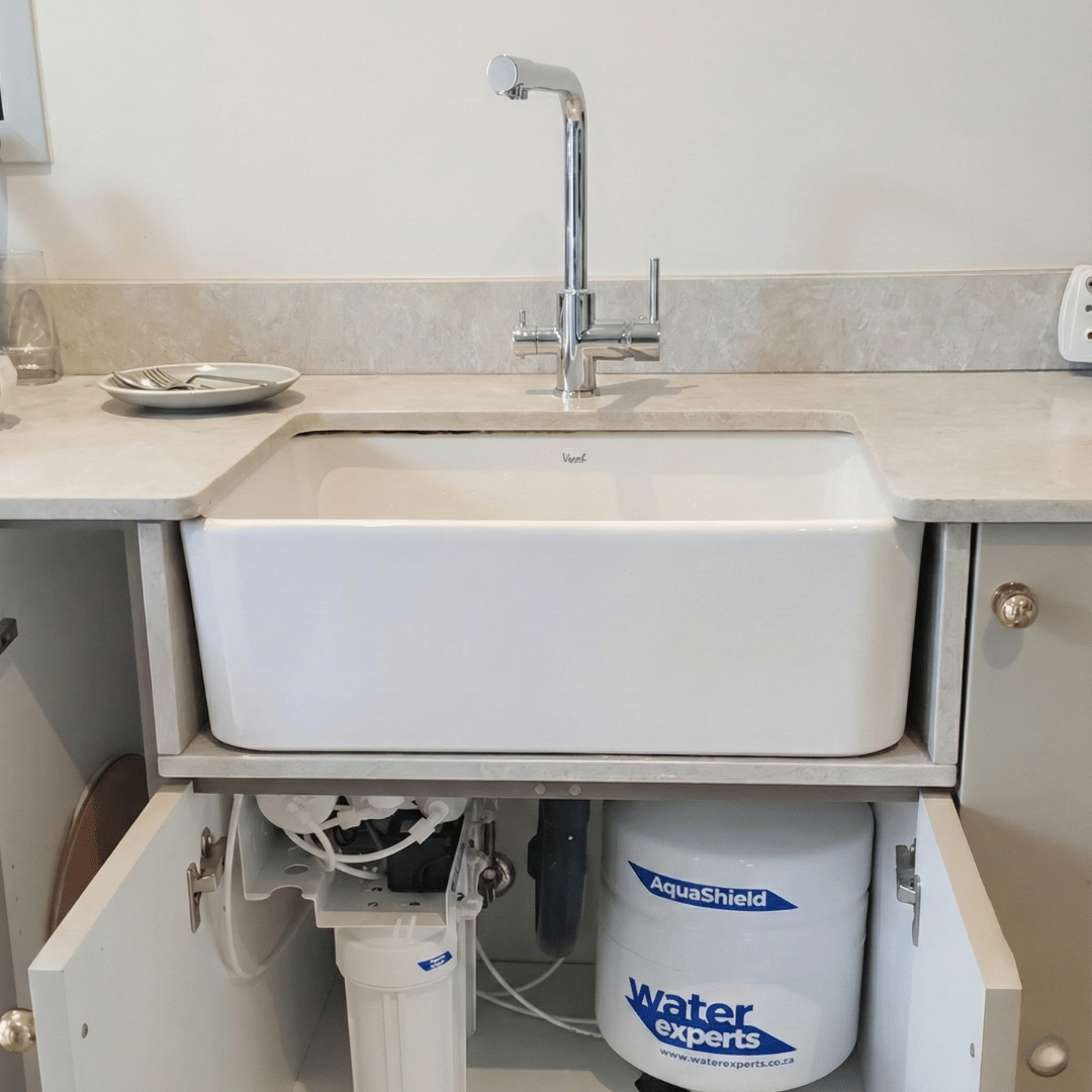 AquaShield Chef’s Edition with a dual-purpose 3-way mixer tap